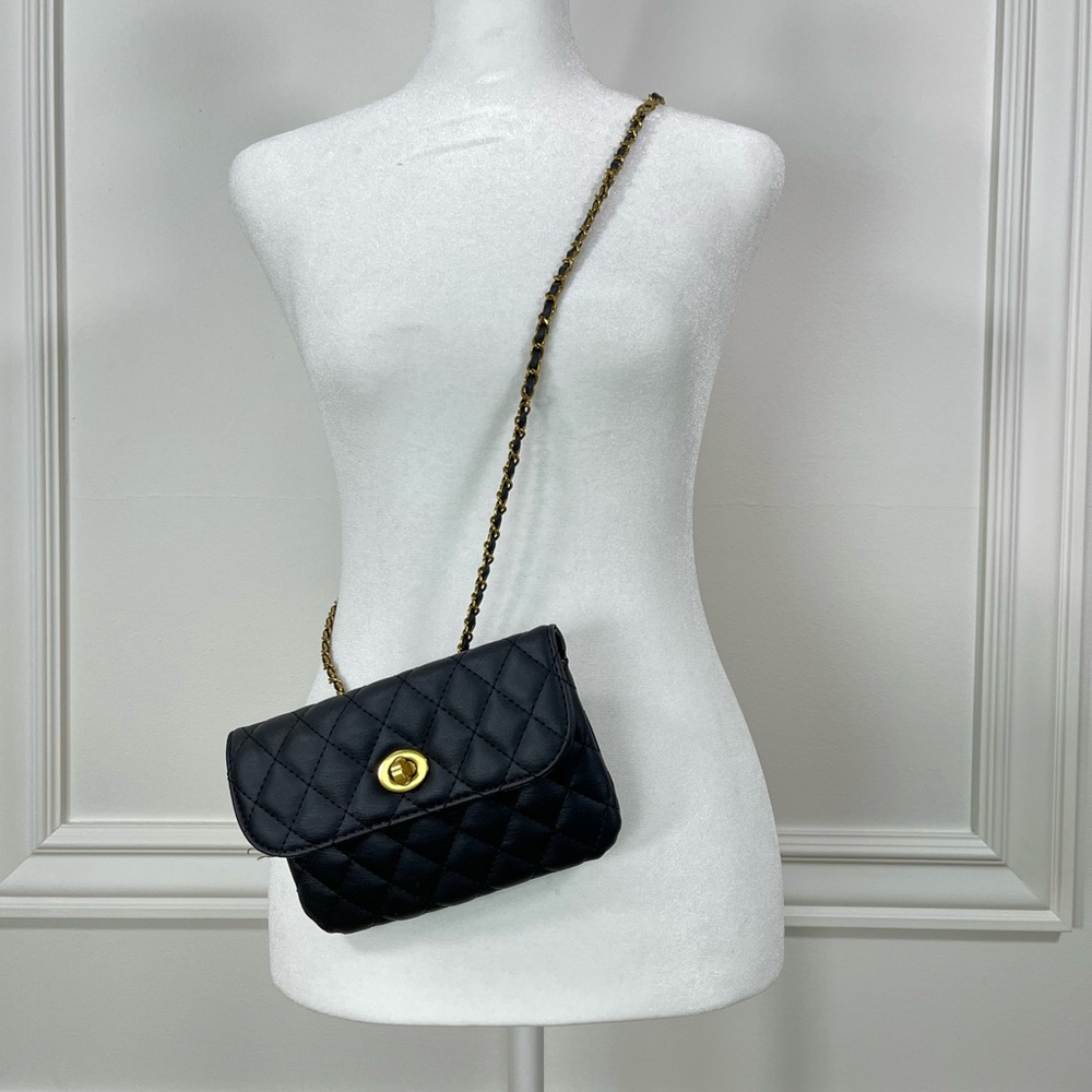 Amazon Chain Belt Bag